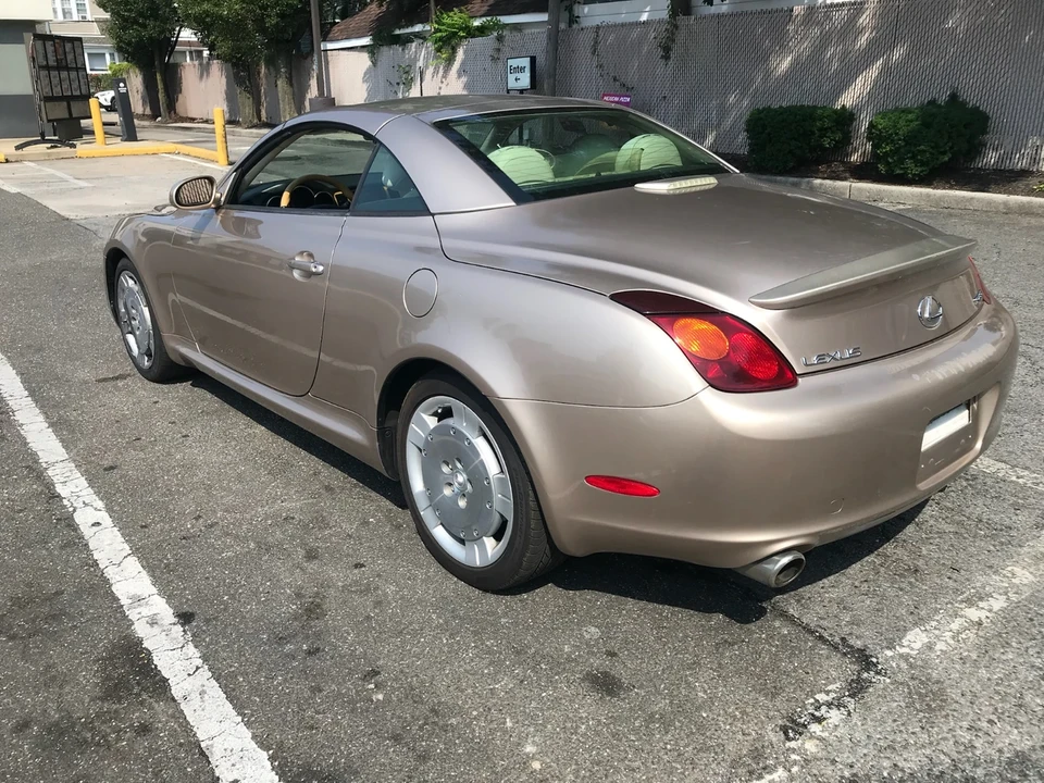 2003 Lexus SC430 - Image 5 of 20