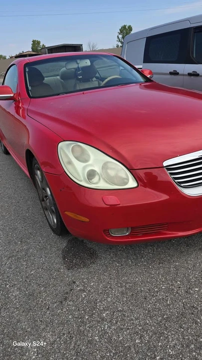 2003 Lexus SC430 - Image 3 of 10