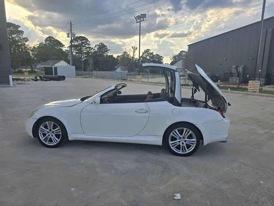 2003 Lexus SC430 - Image 4 of 16