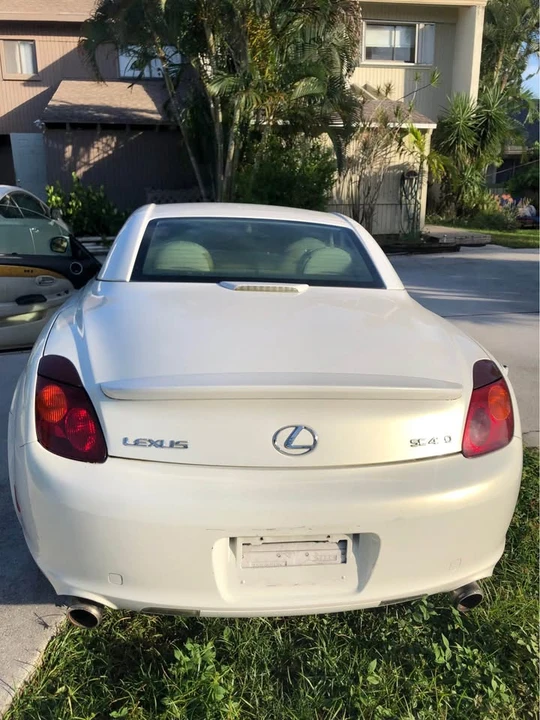 2003 Lexus SC430 - Image 4 of 10