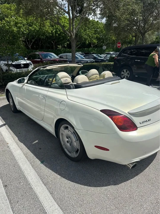 2003 Lexus SC430 - Image 2 of 10
