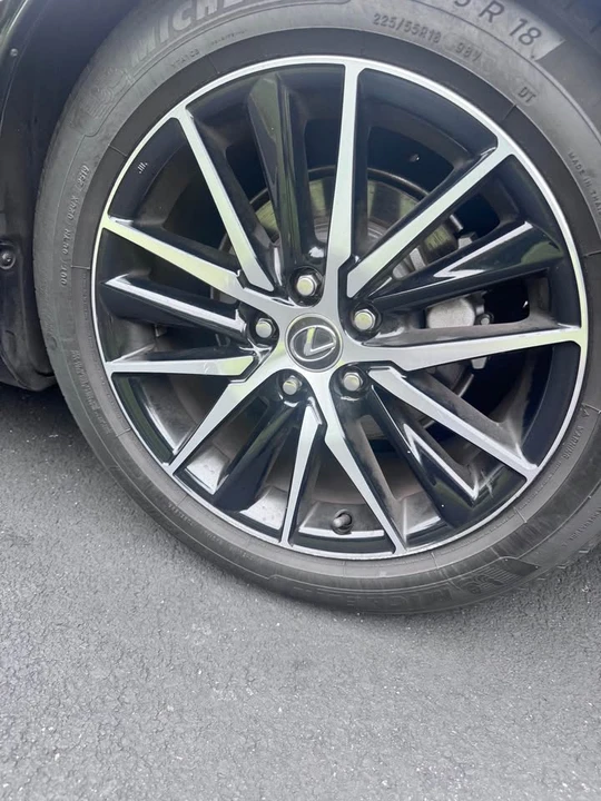 2003 Lexus SC430 - Image 3 of 7