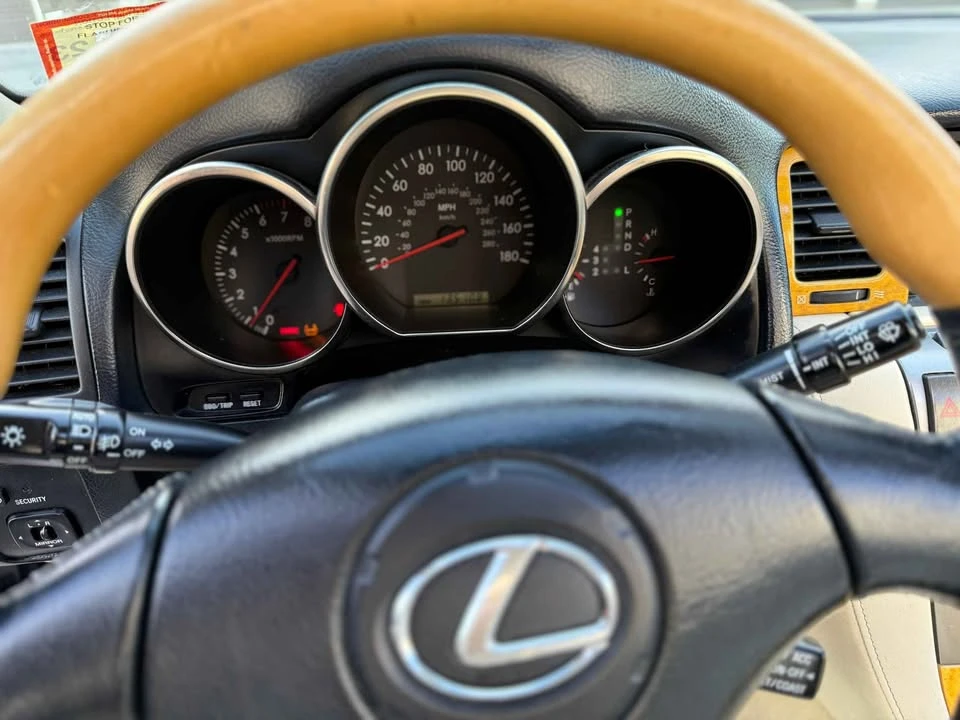 2003 Lexus SC430 - Image 17 of 19