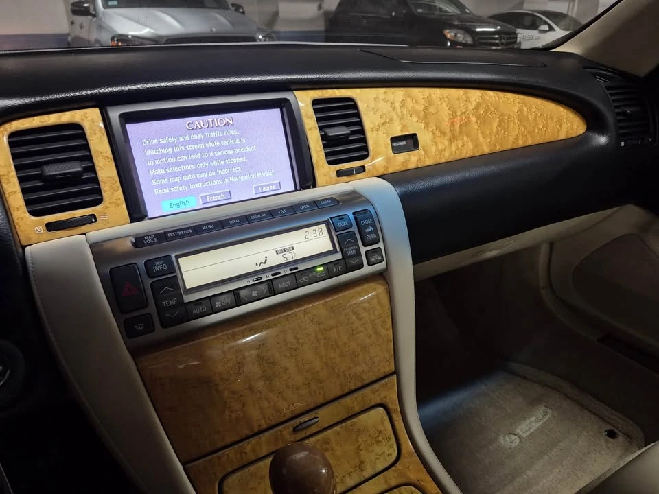 2003 Lexus SC430 - Image 6 of 6
