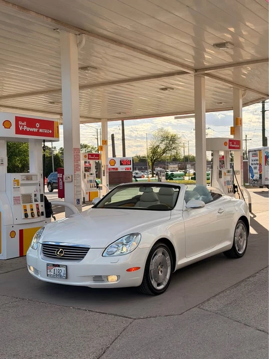 2003 Lexus SC430 - Image 17 of 20