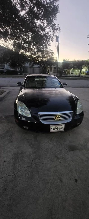 2003 Lexus SC430 - Image 2 of 9