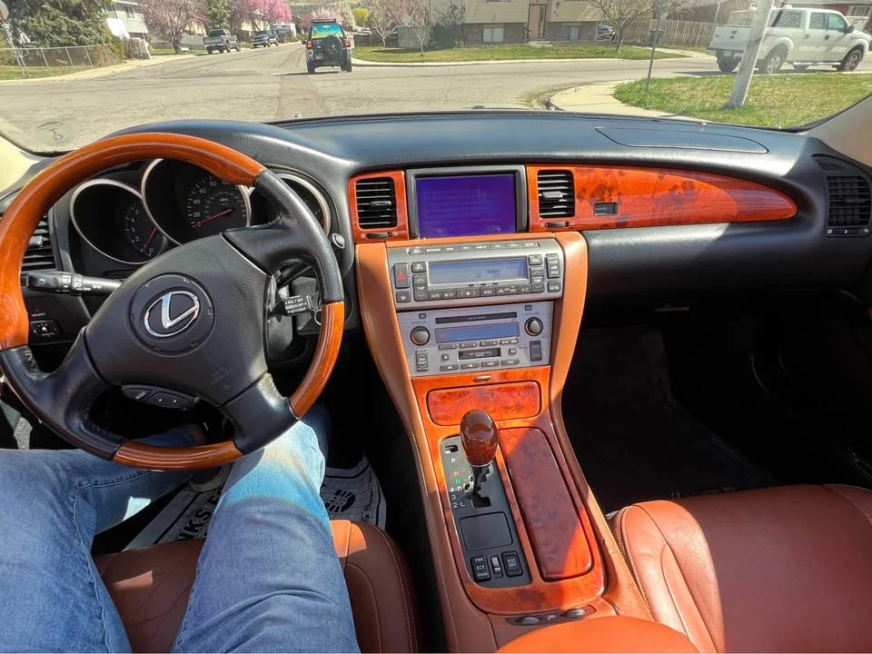 2003 Lexus SC430 - Image 10 of 19
