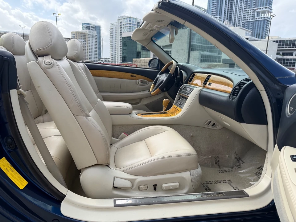 2003 Lexus SC430 - Image 16 of 21
