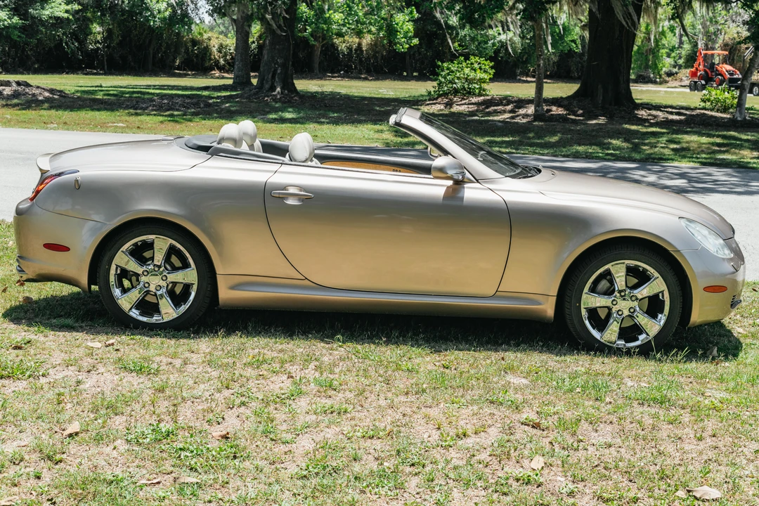 2003 Lexus SC430 - Image 3 of 31