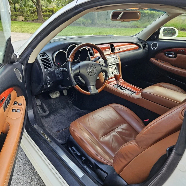 2003 Lexus SC430 - Image 18 of 31