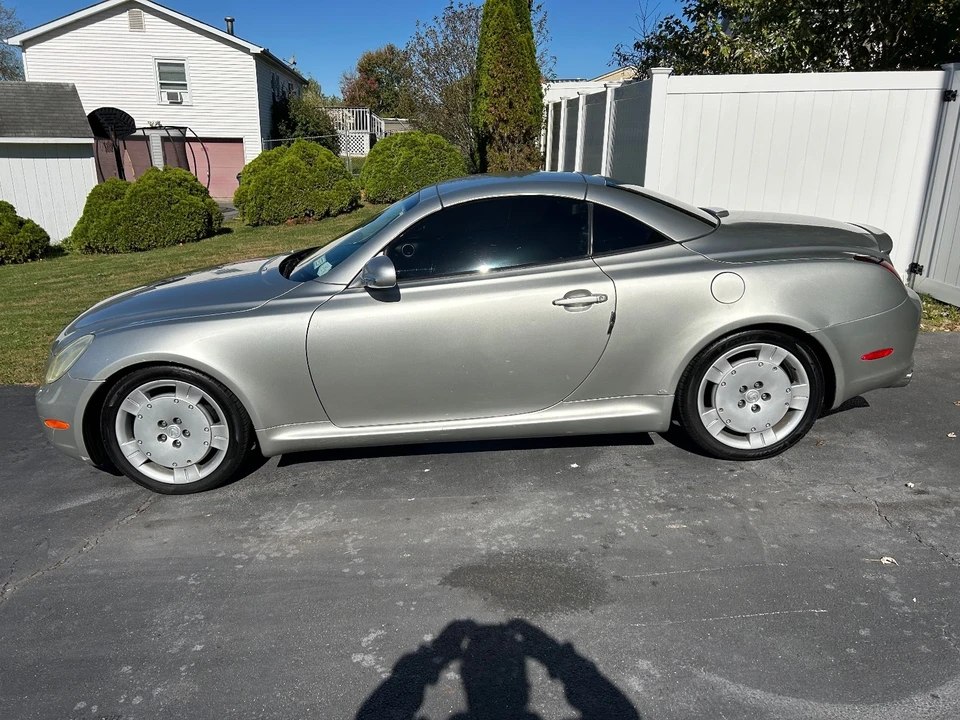 2003 Lexus SC430 - Image 2 of 5