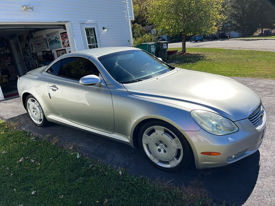 2003 Lexus SC430 - Image 3 of 5