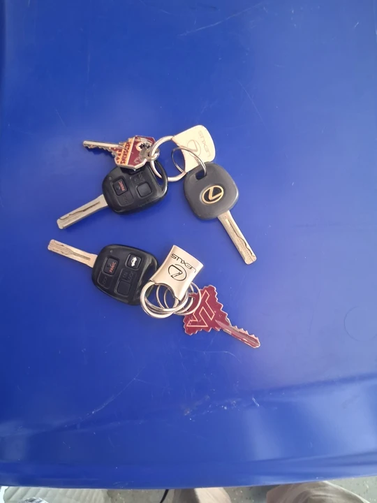 2003 Lexus SC430 - Image 16 of 18