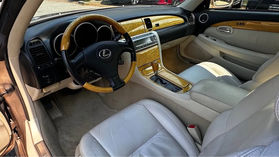 2003 Lexus SC430 - Image 6 of 7
