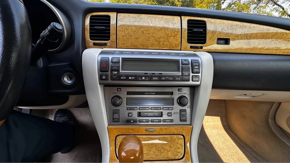 2003 Lexus SC430 - Image 7 of 7