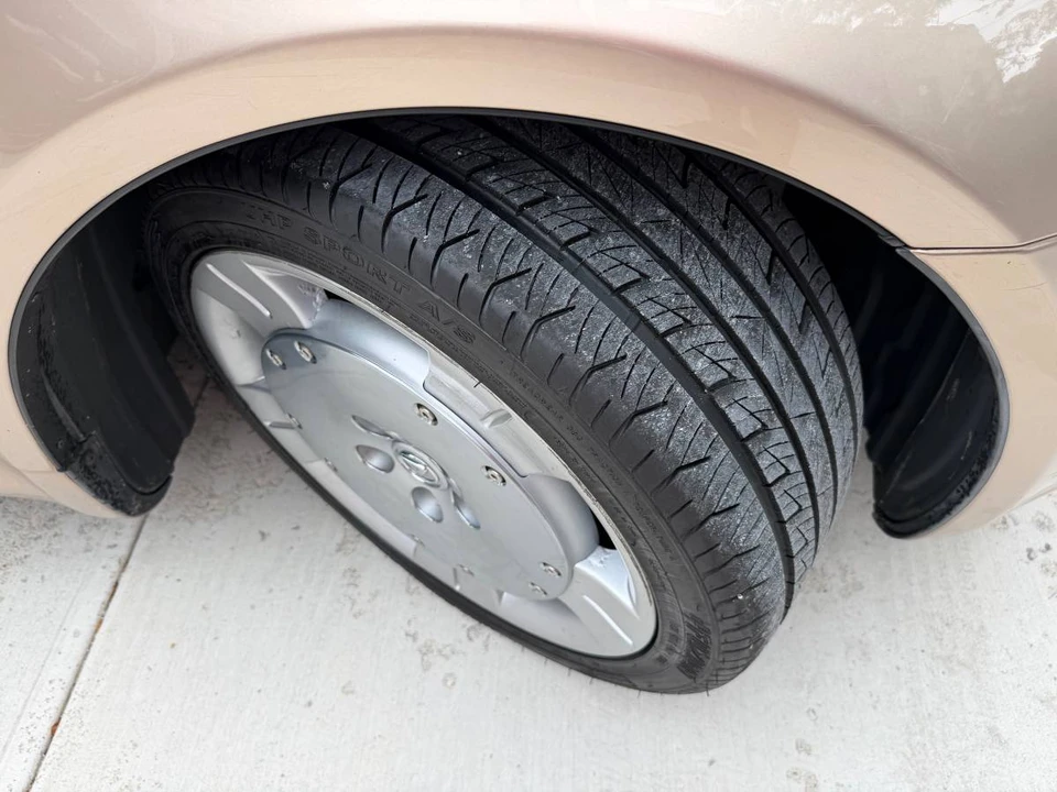 2003 Lexus SC430 - Image 13 of 16