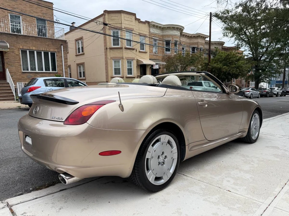 2003 Lexus SC430 - Image 3 of 16