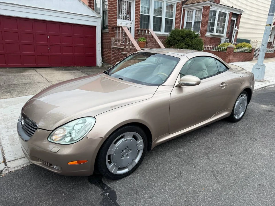 2003 Lexus SC430 - Image 10 of 16