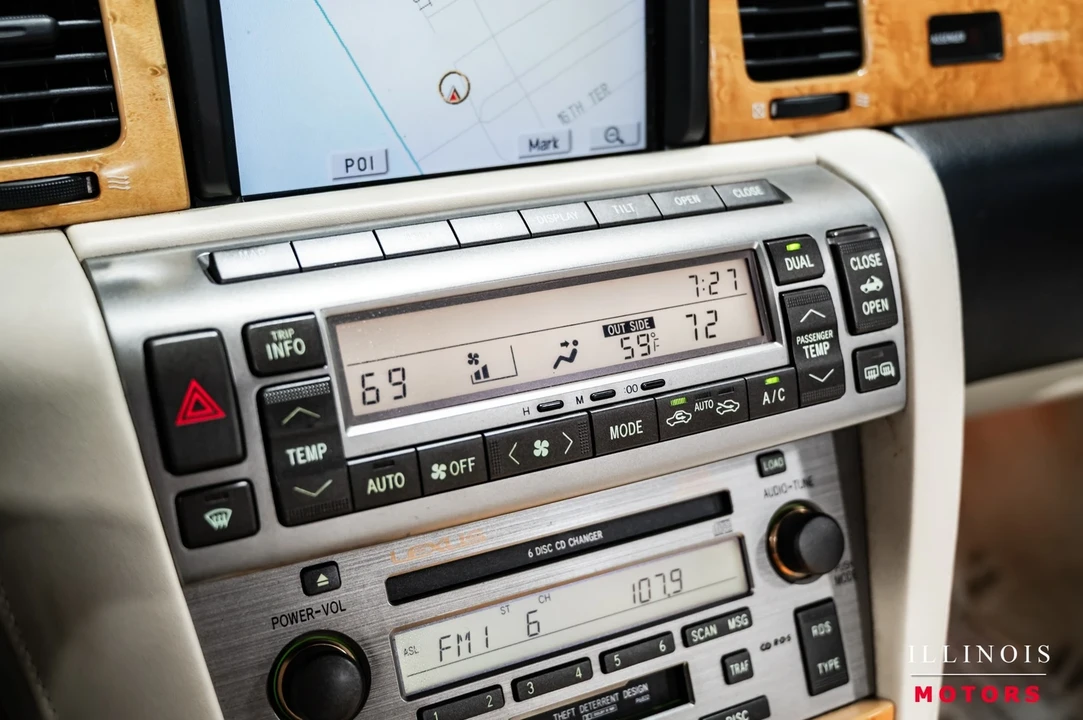 2003 Lexus SC430 - Image 19 of 21