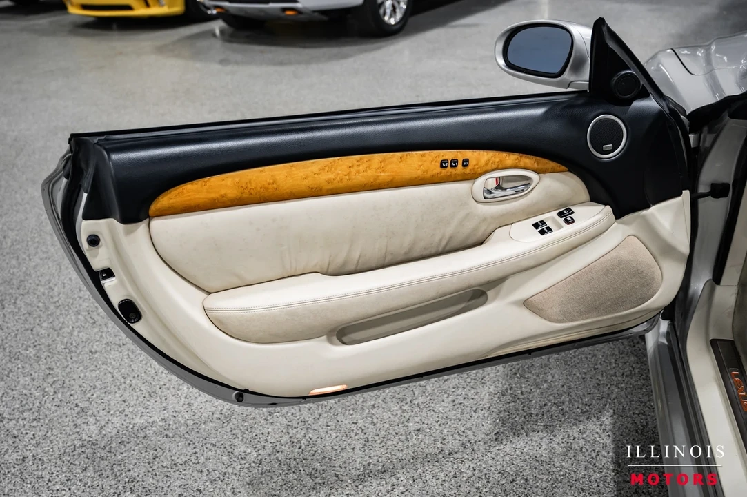 2003 Lexus SC430 - Image 13 of 21