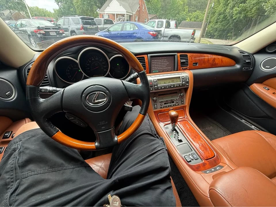 2003 Lexus SC430 - Image 11 of 15