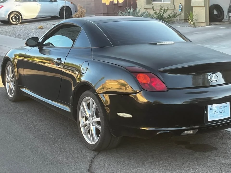 2003 Lexus SC430 - Image 2 of 3