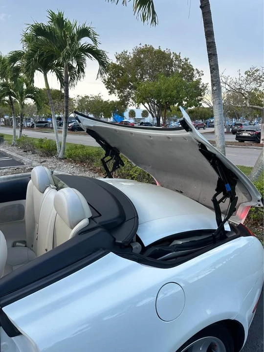 2003 Lexus SC430 - Image 11 of 16