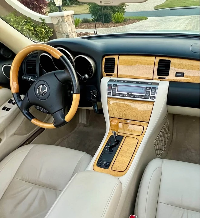 2003 Lexus SC430 - Image 9 of 16