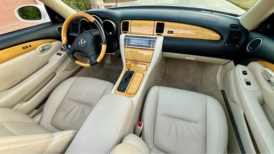 2003 Lexus SC430 - Image 8 of 16