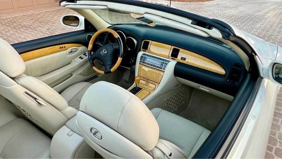 2003 Lexus SC430 - Image 10 of 16