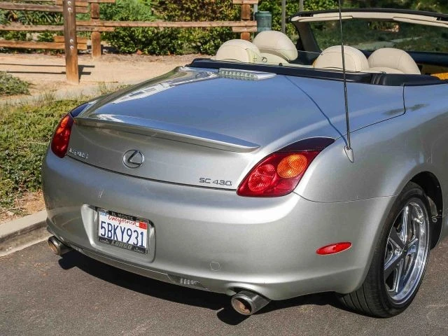 2003 Lexus SC430 - Image 12 of 21