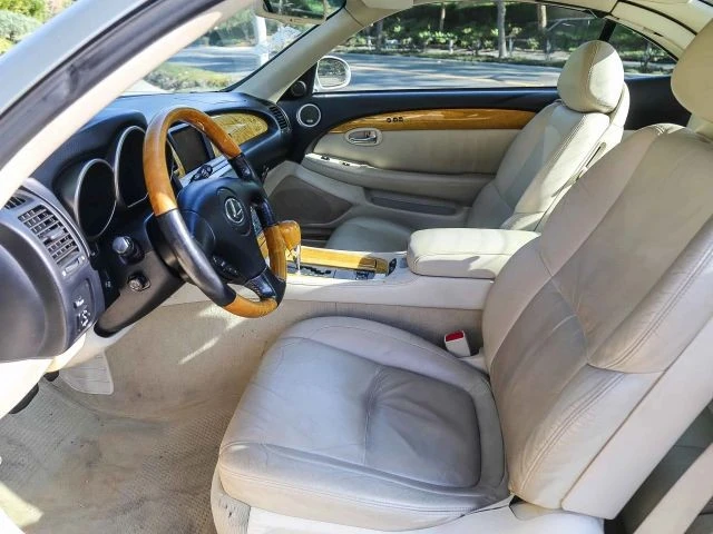 2003 Lexus SC430 - Image 19 of 21