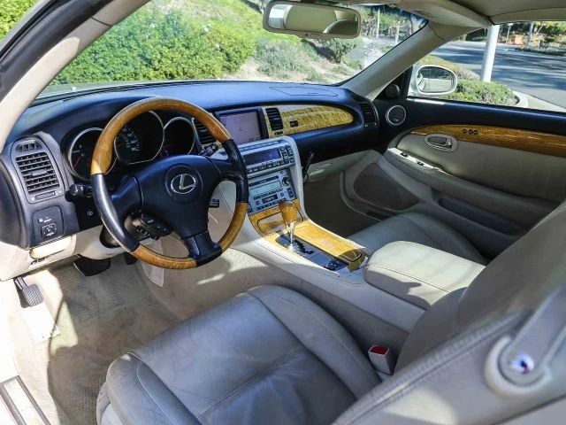 2003 Lexus SC430 - Image 18 of 21
