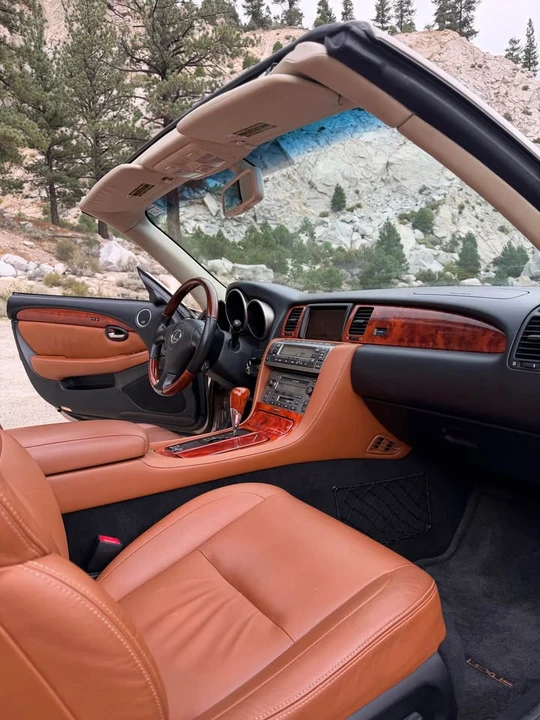 2003 Lexus SC430 - Image 9 of 20