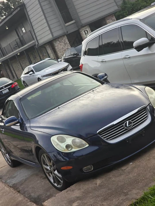 2003 Lexus SC430 - Image 11 of 12