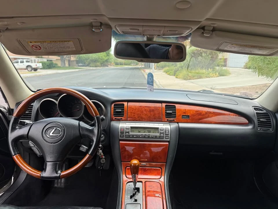 2003 Lexus SC430 - Image 8 of 20