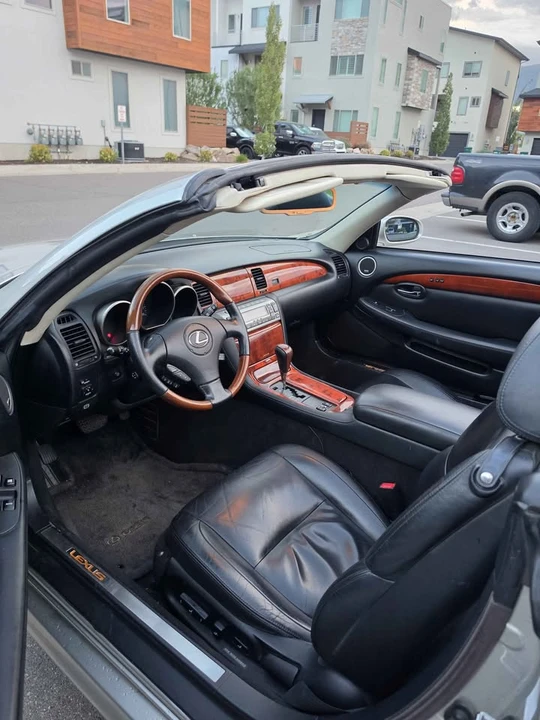 2003 Lexus SC430 - Image 8 of 10