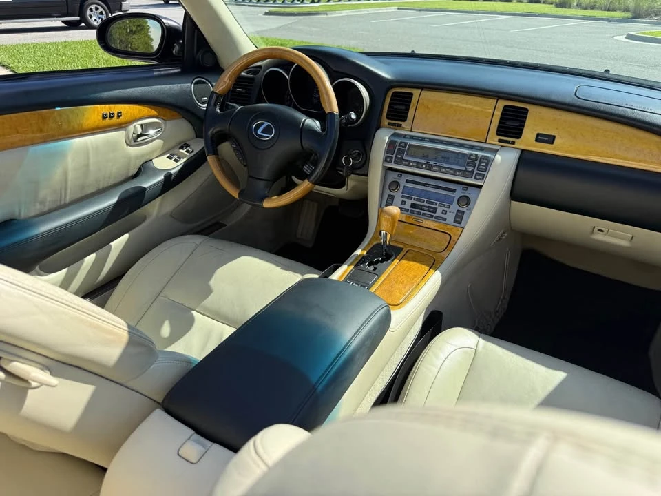 2003 Lexus SC430 - Image 15 of 18