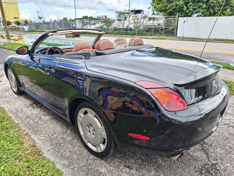 2003 Lexus SC430 - Image 3 of 12