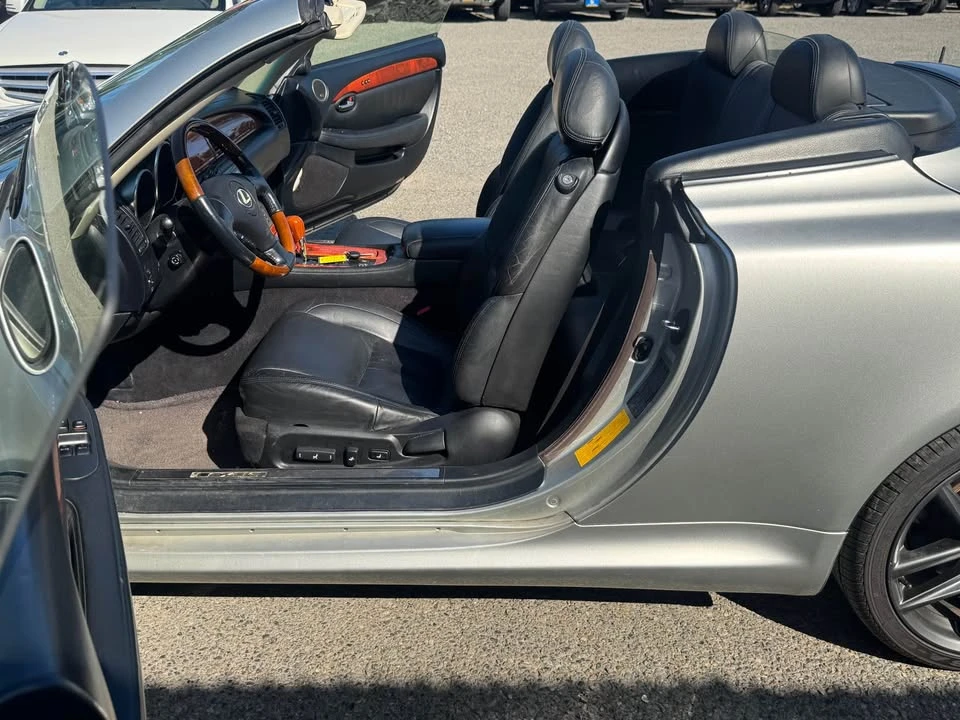 2003 Lexus SC430 - Image 11 of 20