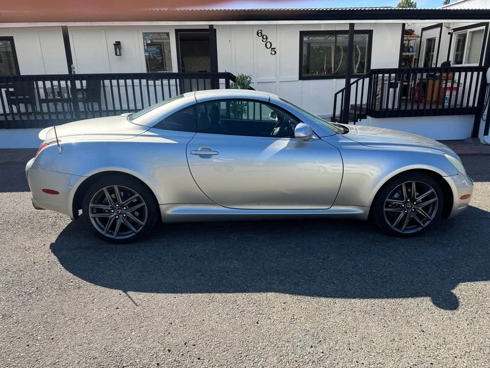 2003 Lexus SC430 - Image 4 of 20