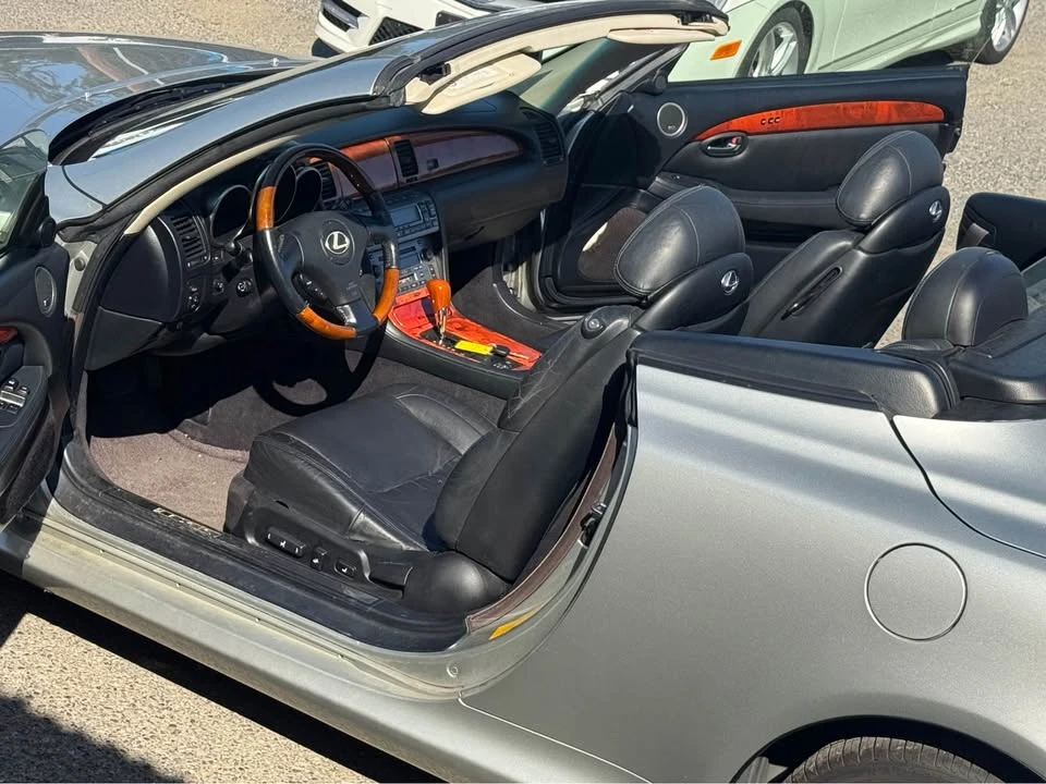 2003 Lexus SC430 - Image 12 of 20