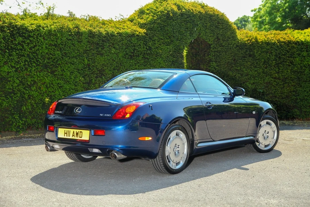 2003 Lexus SC430 - Image 19 of 30