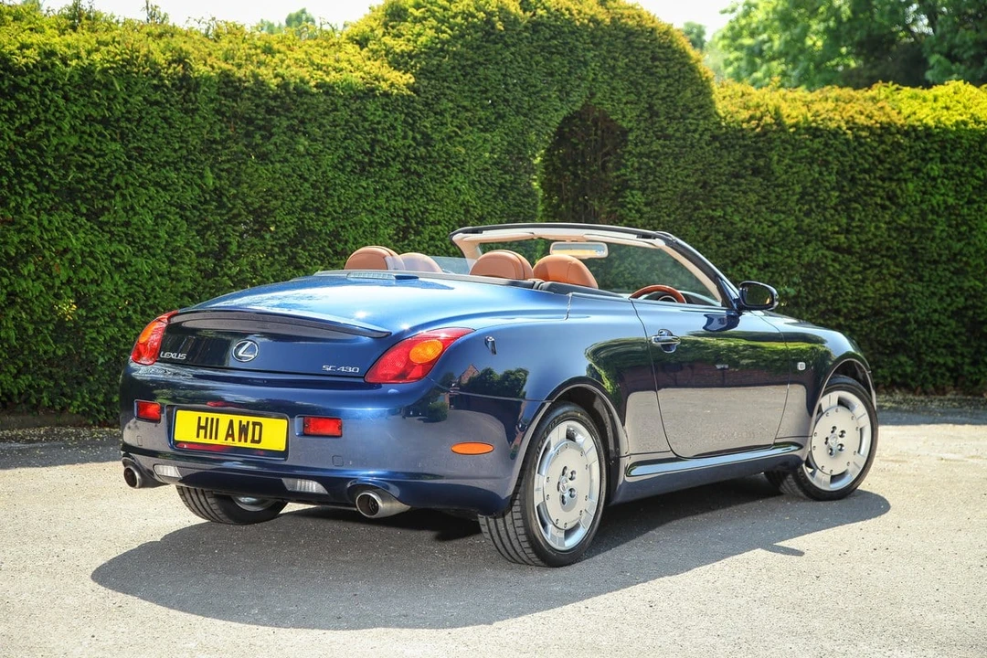 2003 Lexus SC430 - Image 13 of 30