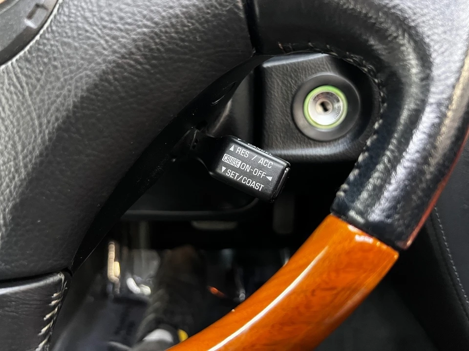 2003 Lexus SC430 - Image 19 of 31