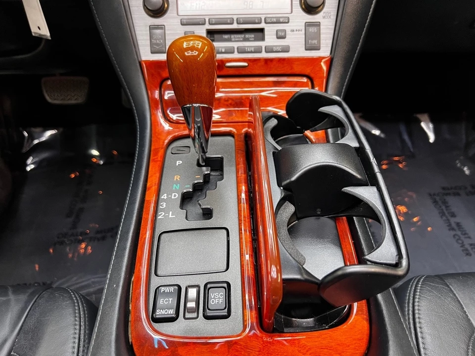 2003 Lexus SC430 - Image 10 of 31