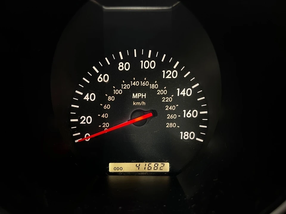 2003 Lexus SC430 - Image 27 of 31
