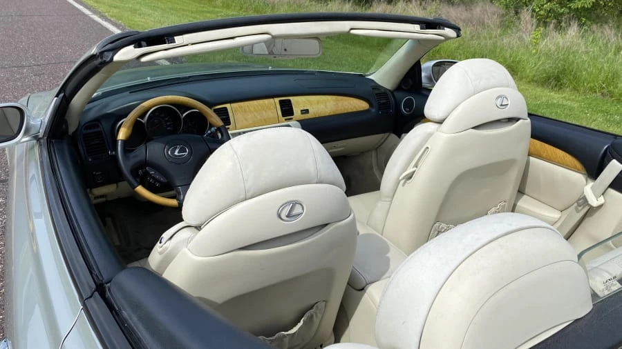 2003 Lexus SC430 - Image 6 of 31