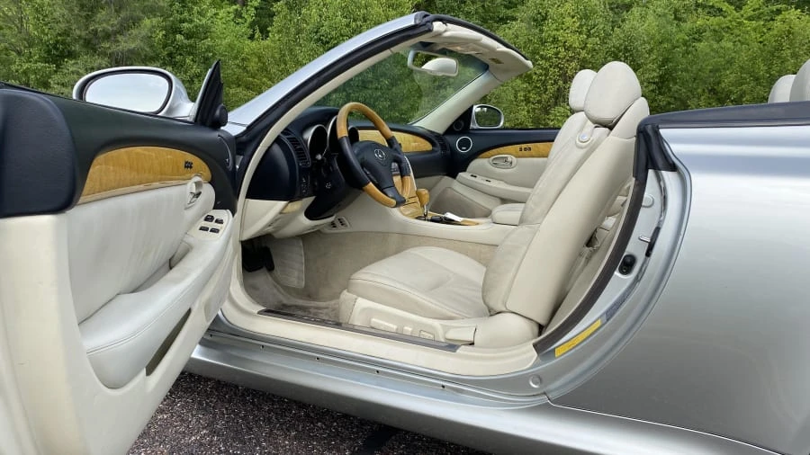 2003 Lexus SC430 - Image 4 of 31