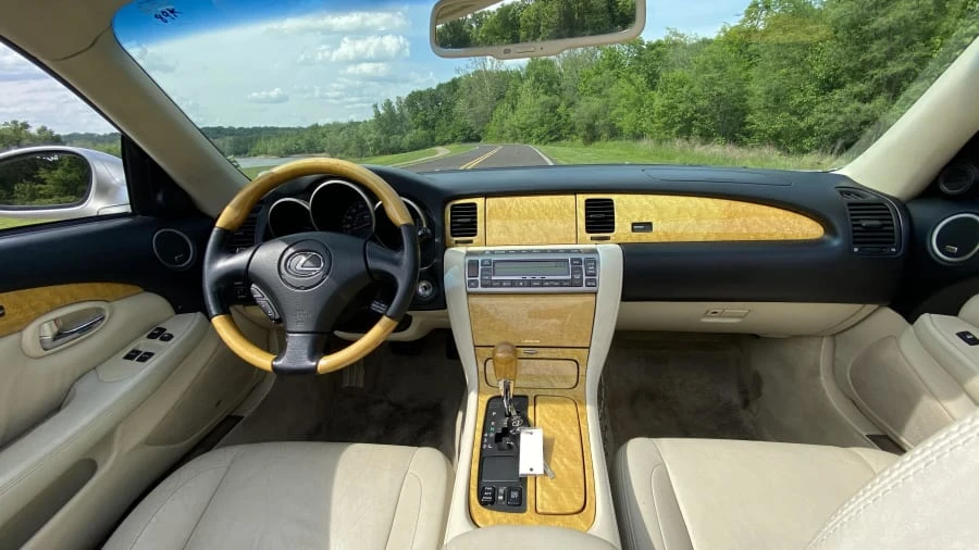 2003 Lexus SC430 - Image 8 of 31